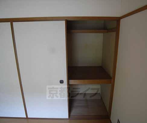 収納　収納はそれぞれのお部屋にあります！