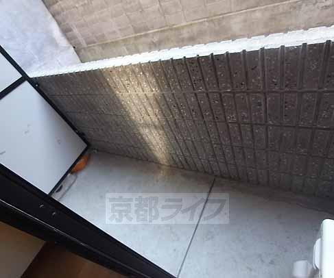 バルコニー　ゆったりバルコニー