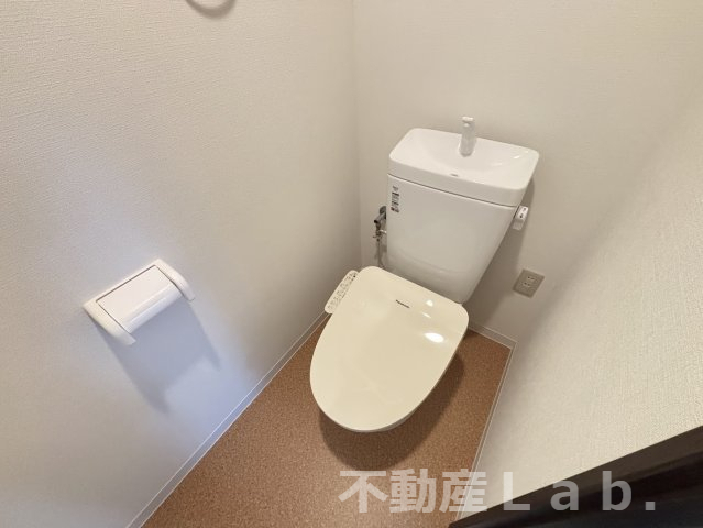 トイレ　※同型タイプのお写真です。
