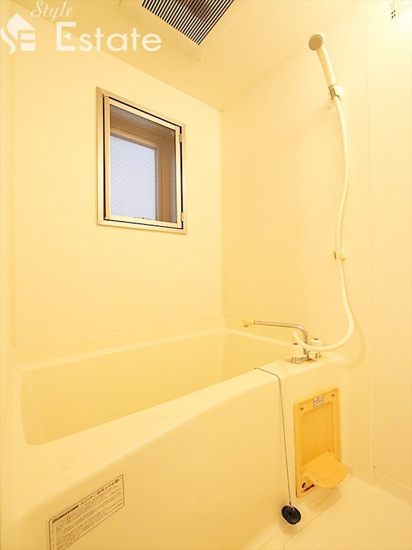 バス・シャワールーム　バスルーム