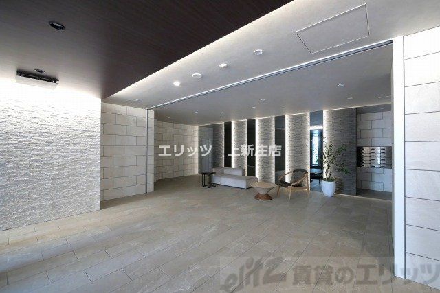 ロビー　エントランス