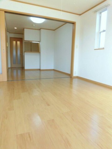 居室・リビング　使いやすい居間です