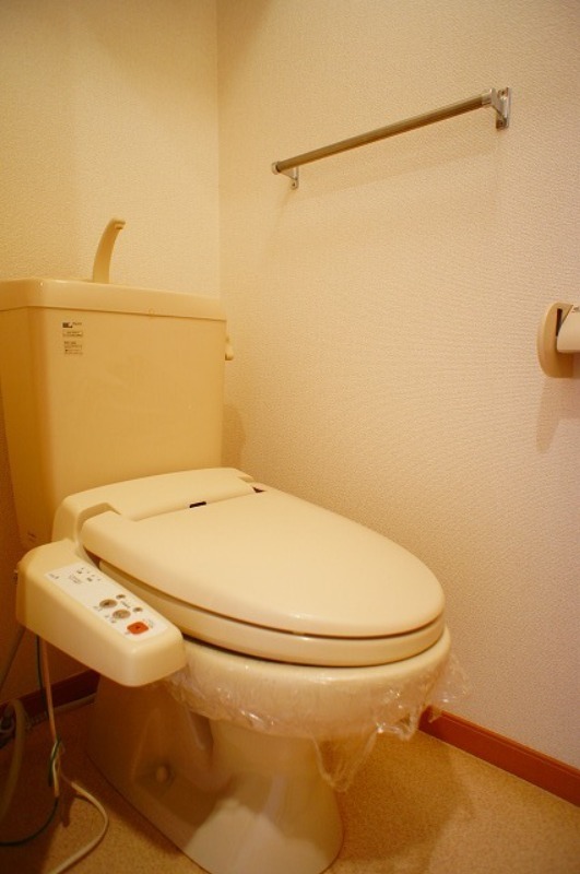 トイレ　図面と現状に相違がある場合には現状を優先