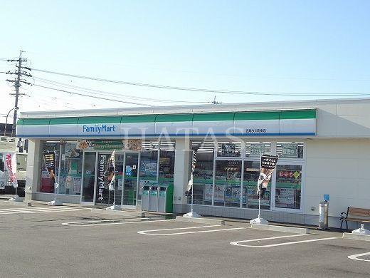 コンビニ　ファミリーマート　西尾今川町東店（コンビニ）まで200m