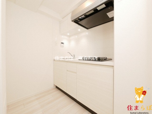 キッチン　「ただの部屋探しじゃない。“あなたの暮らし”探しです。」