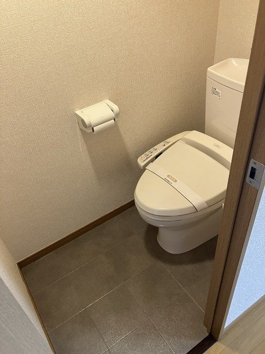 トイレ　トイレ