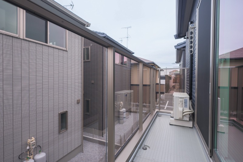 バルコニー　図面と現状に相違がある場合には現状を優先