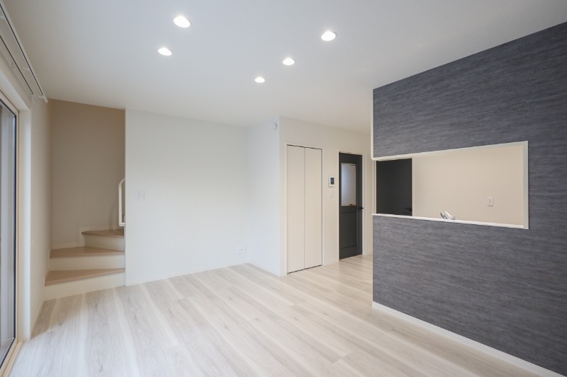 居室・リビング　図面と現状に相違がある場合には現状を優先