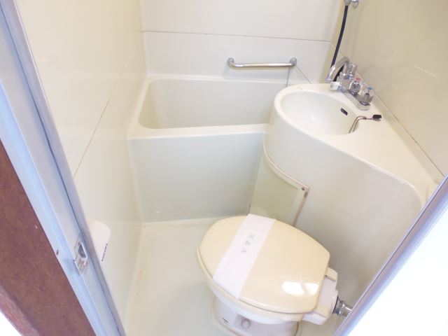 バス・シャワールーム　きれいなユニットバス