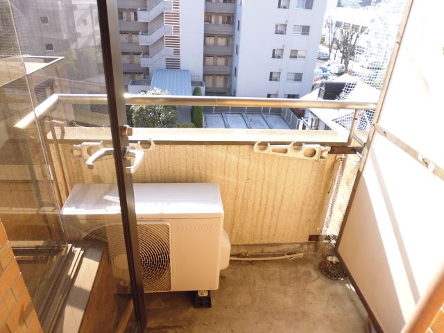 バルコニー　ベランダ