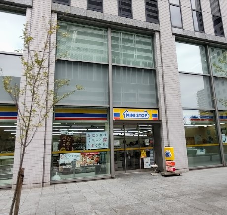 コンビニ　ミニストップ品川シーサイド店（コンビニ）まで250m