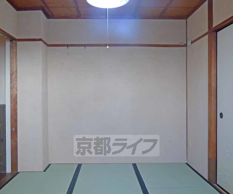 居室・リビング　広々としたお部屋です。