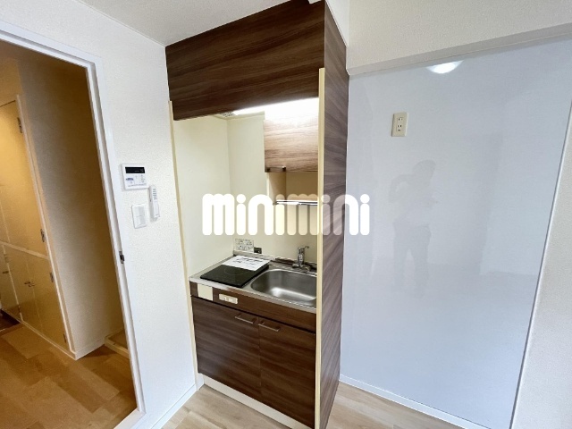 キッチン　木目調がオシャレです