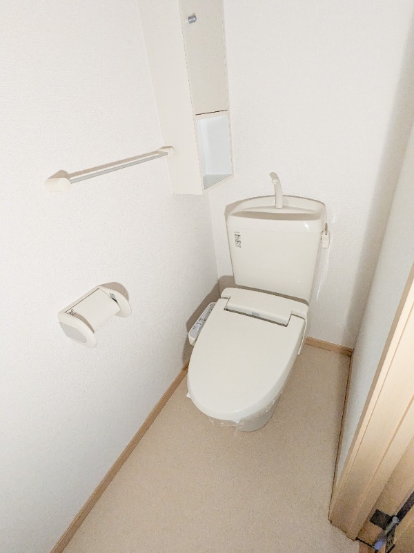 トイレ　図面と現状に相違がある場合には現状を優先