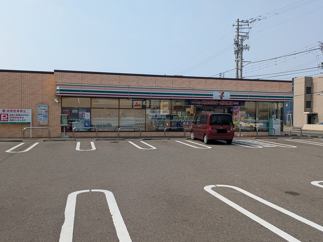 コンビニ　セブンイレブン新潟平島2丁目店（コンビニ）まで539m