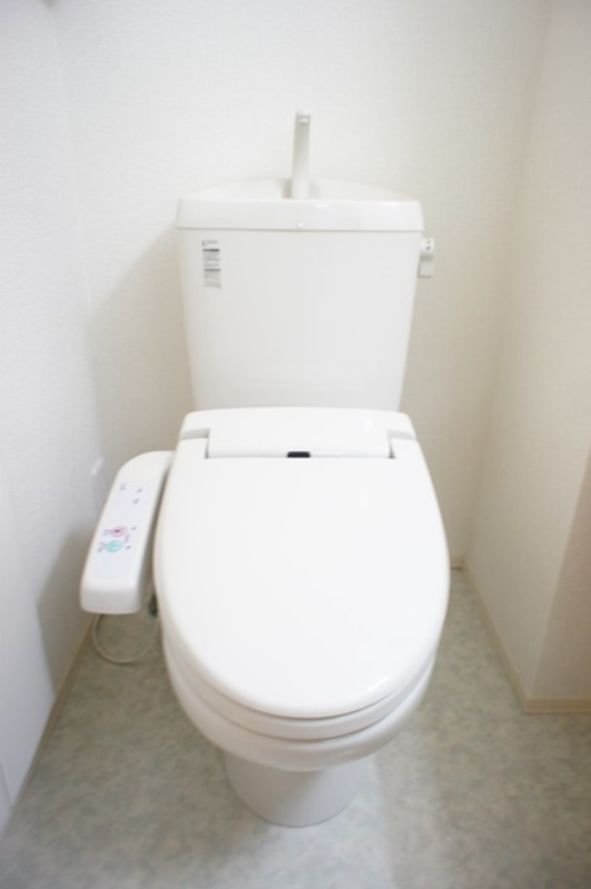 トイレ　図面と現状に相違がある場合には現状を優先