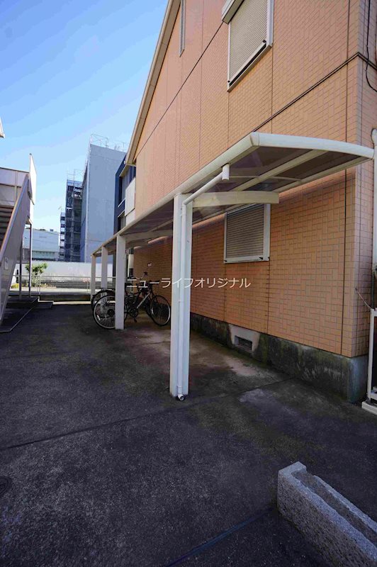その他共有部分　屋根付き駐輪場