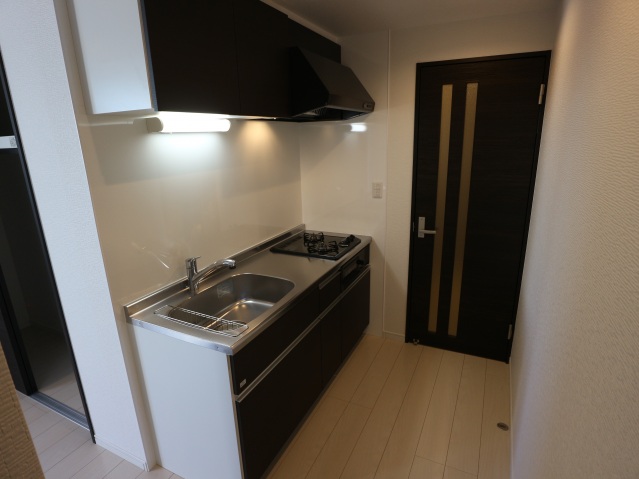 キッチン　同物件別号室の写真です。