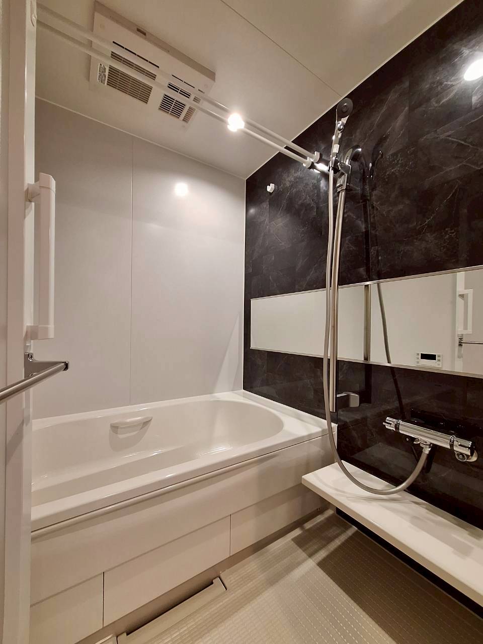 バス・シャワールーム　★バスルーム★