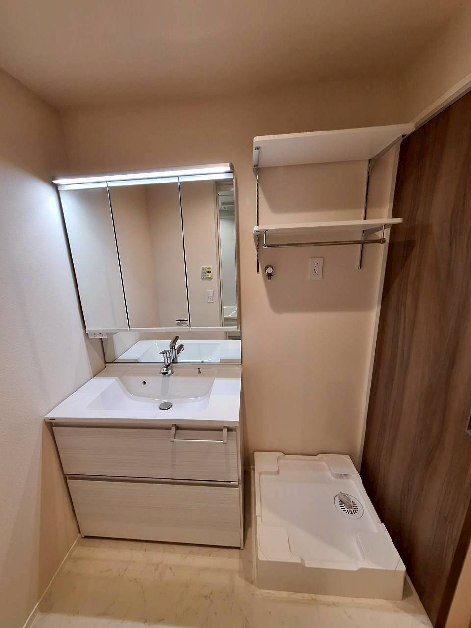 洗面設備　★独立洗面台★