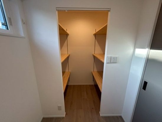 収納　ウォークインクローゼット