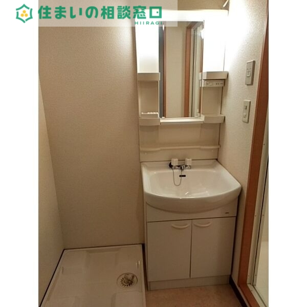 洗面設備　同型