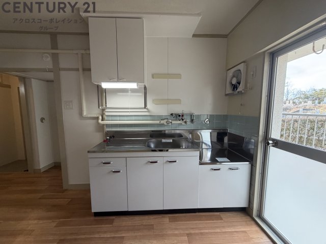 キッチン　収納豊富なキッチン♪