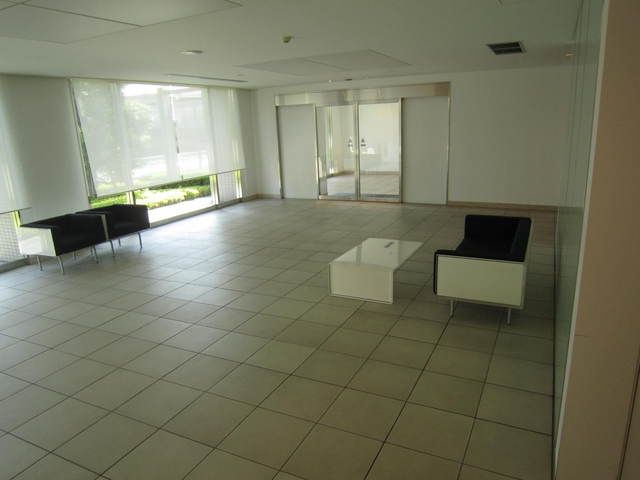 エントランス　ロビー