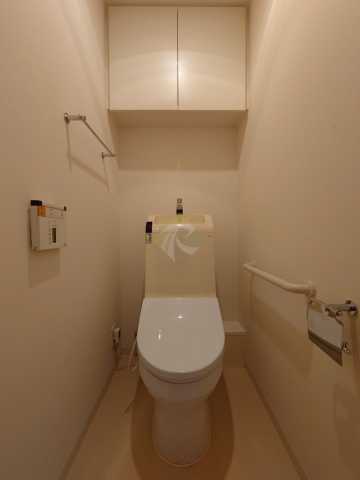 トイレ　Brillia ist三軒茶屋ブラッサムテラス