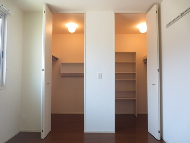 収納　Ａ２０１　ウォークインクローゼット