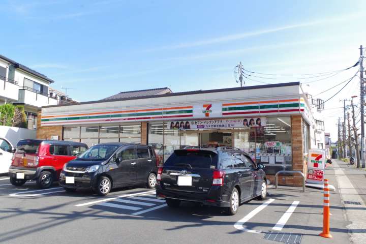 コンビニ　セブンイレブン　横須賀金谷（コンビニ）まで388m
