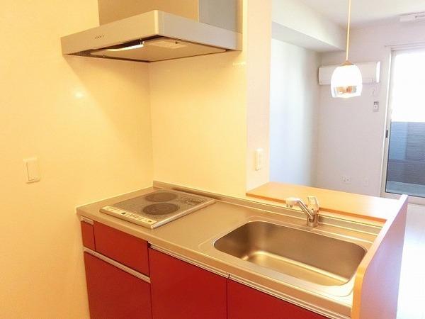 キッチン　お料理好きの方に嬉しいシステムキッチン！