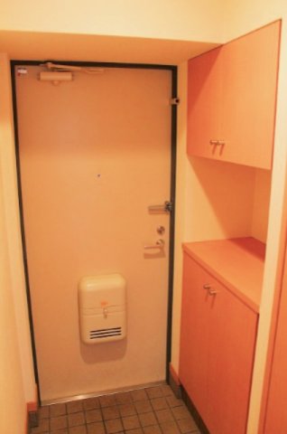 玄関　※別号室参考写真※