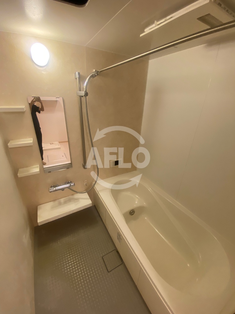 バス・シャワールーム　D-room西田辺　浴室