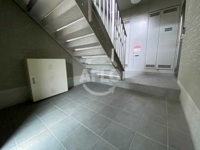 ロビー　D-room西田辺（ディールーム西田辺）　ロビー