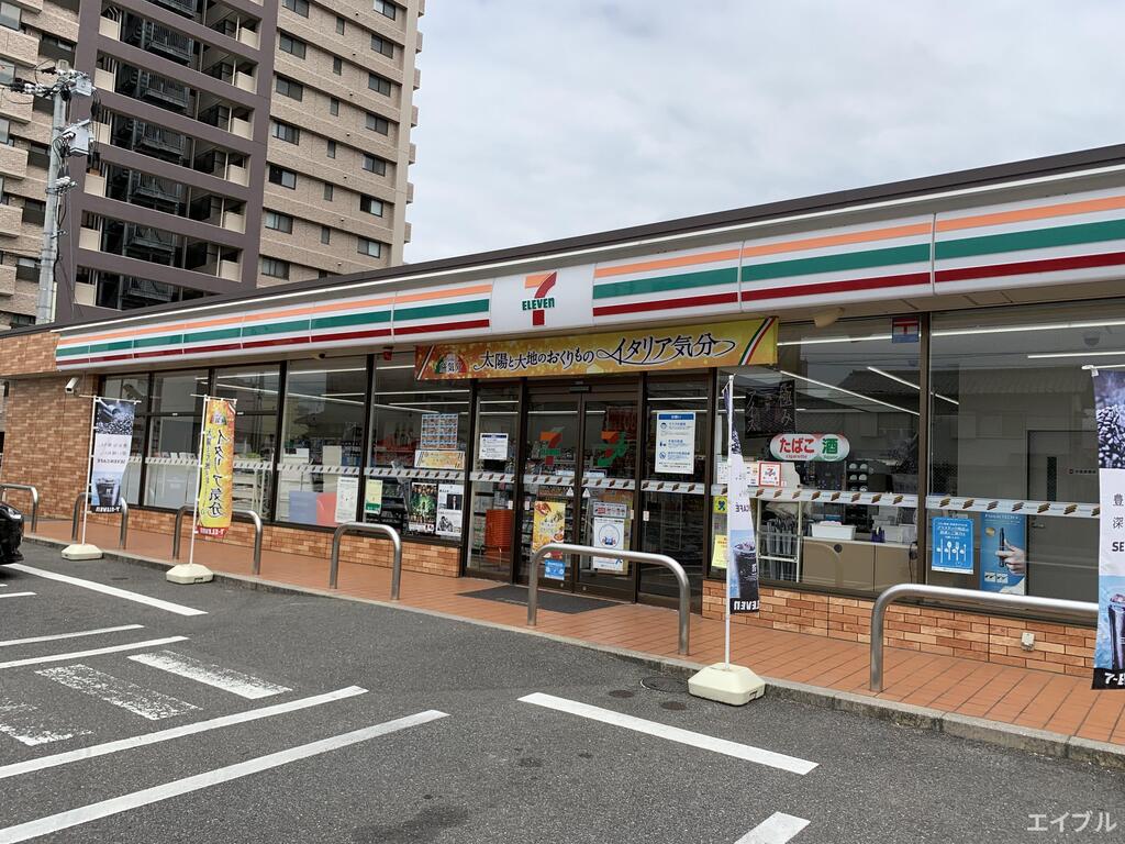 コンビニ　セブンイレブン広島五日市1丁目店（コンビニ）まで246m
