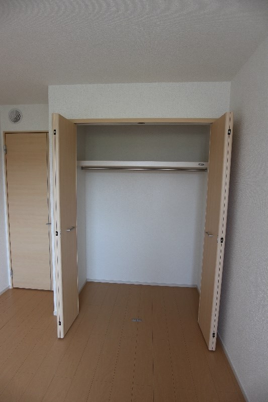 収納　同系タイプ参考写真