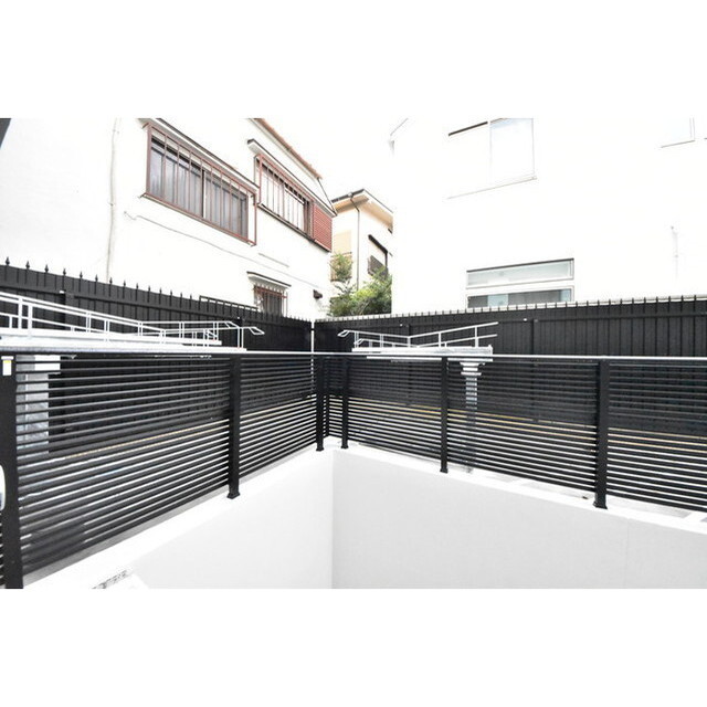 バルコニー　物件の内装です