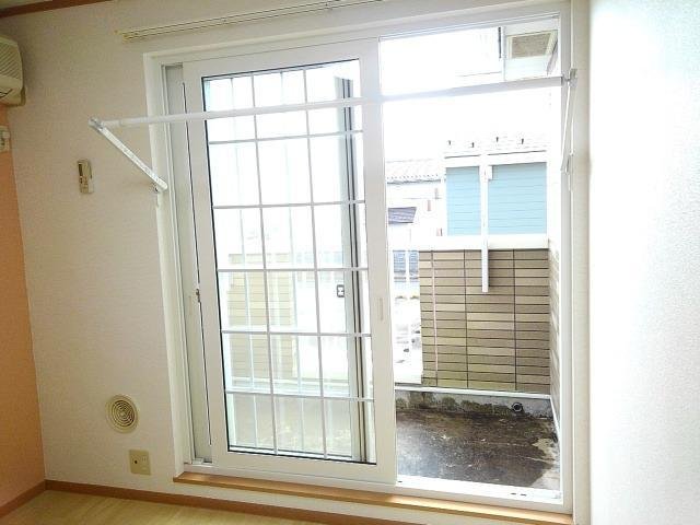 バルコニー　バルコニーからの眺めを楽しみながら食事をしませんか