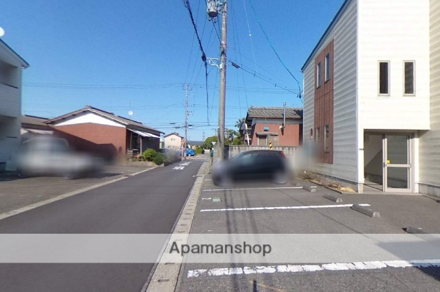 その他　前面道路（その他）まで0m