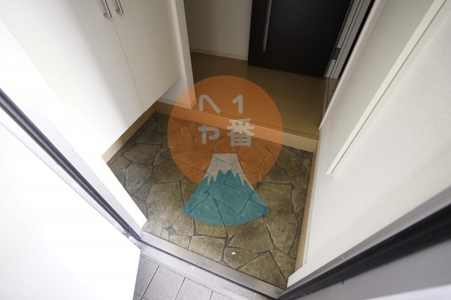 玄関　玄関です　※参考写真