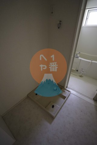 その他設備　室内洗濯機置き場です　※参考写真