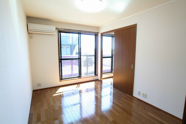 居室・リビング　※他部屋参照、現況優先