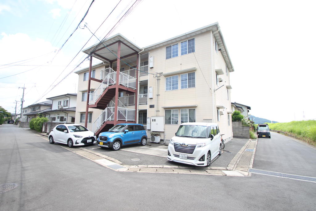 建物外観　Nスタイルホームにお任せ下さい♪