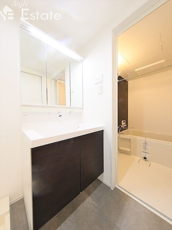 洗面設備　独立洗面台