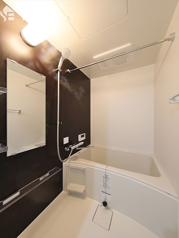 バス・シャワールーム　バスルーム