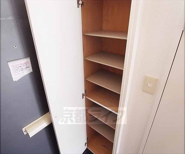 収納　シューズボックスです！