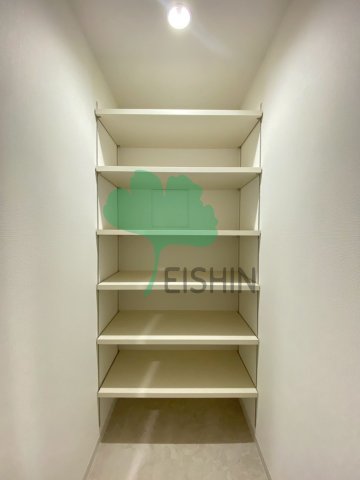 玄関　下駄箱もしっかりついてます！