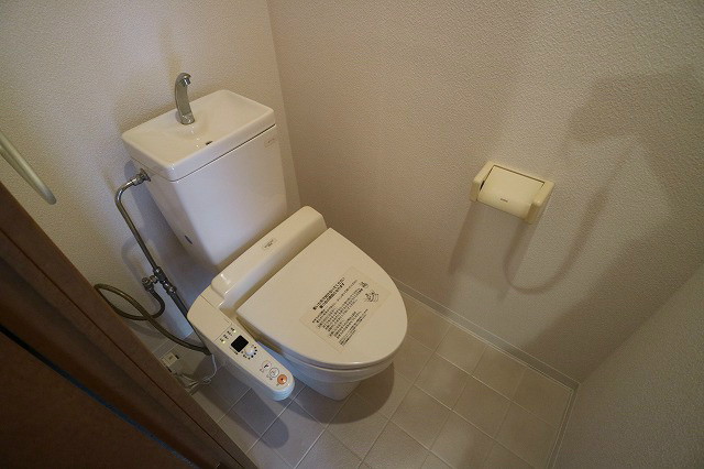 トイレ　別部屋参考