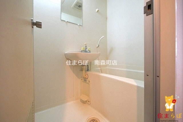 バス・シャワールーム　「見た目じゃなく、心に“しっくりくる”を大切に。」